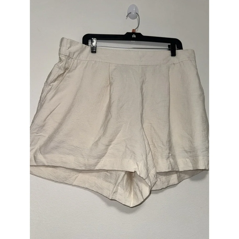 NEW A New Day High-Rise Modern Gauze Shorts Cream Size XXL - Picture 4 of 11